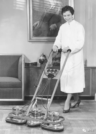4 2 - Century-old Nilfisk, from Front Runner in Home Vacuum to Leader in Cleaning Devices